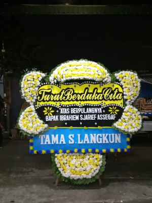 Papan Bunga Duka di Ipilo